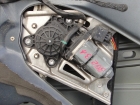 Стеклоподъемник задний правый электрический с мотором Mercedes W220 S-class 3923A